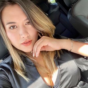 Meet your Posher, Virginia